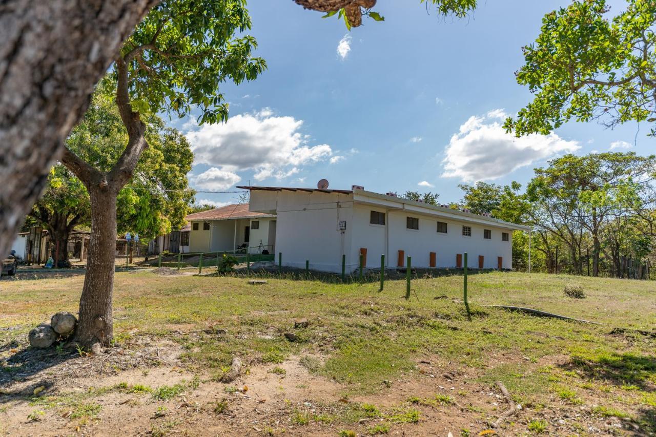 El Cocobolo Food&Rest Room 6 Bed And Breakfast Wifi Ac Pkg Gratis Liberia Exterior foto