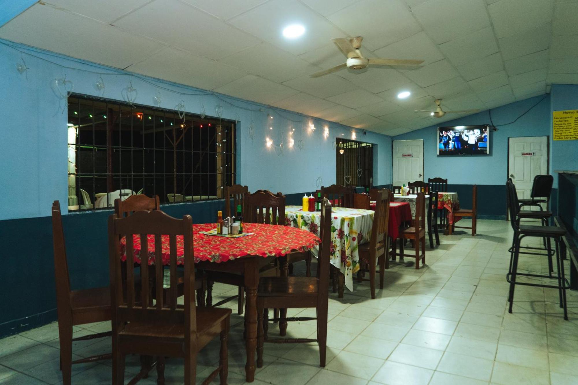 El Cocobolo Food&Rest Room 6 Bed And Breakfast Wifi Ac Pkg Gratis Liberia Exterior foto